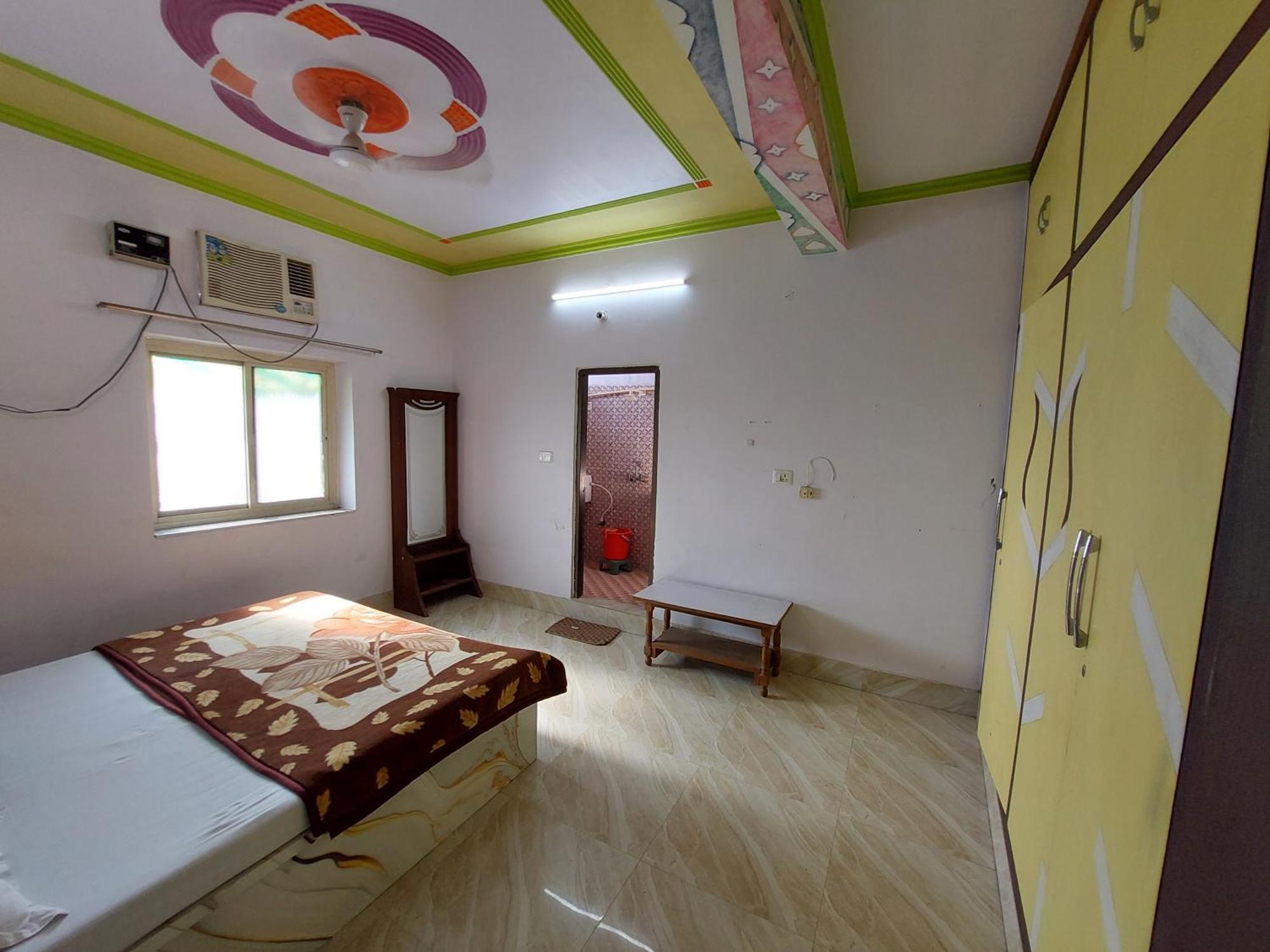 Guest house New Darshika Vrindavan